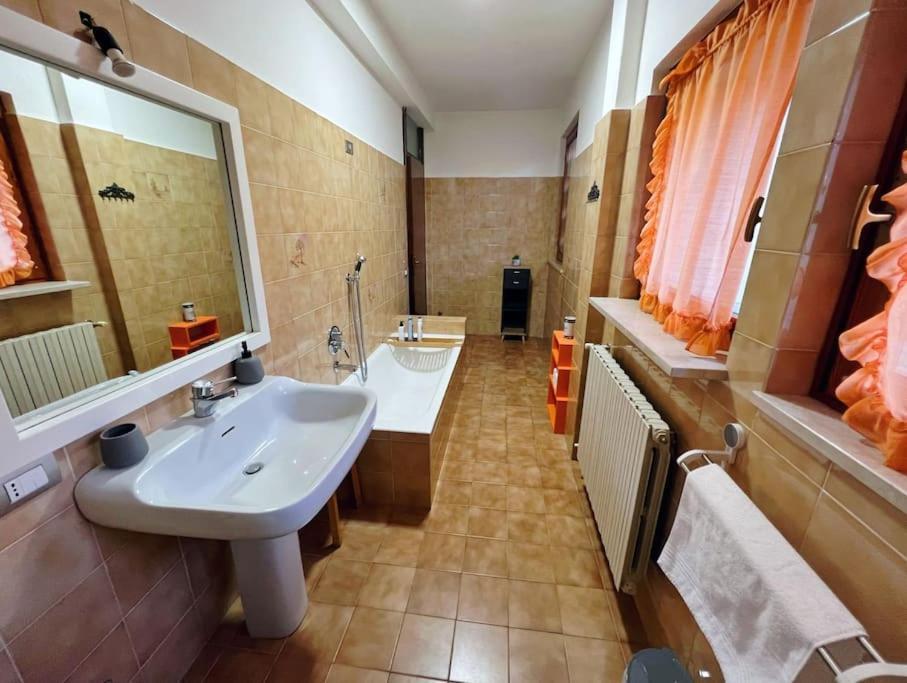Business And Family House Con 3 Camere Da Letto Bergamo Luaran gambar