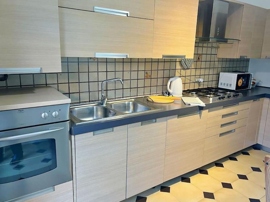 Business And Family House Con 3 Camere Da Letto Bergamo Luaran gambar